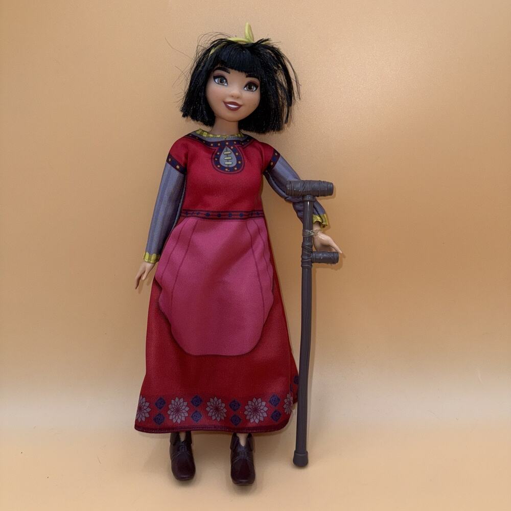 Disney Wish Dahlia of Rosas Doll and Accessories Posable Fashion Doll